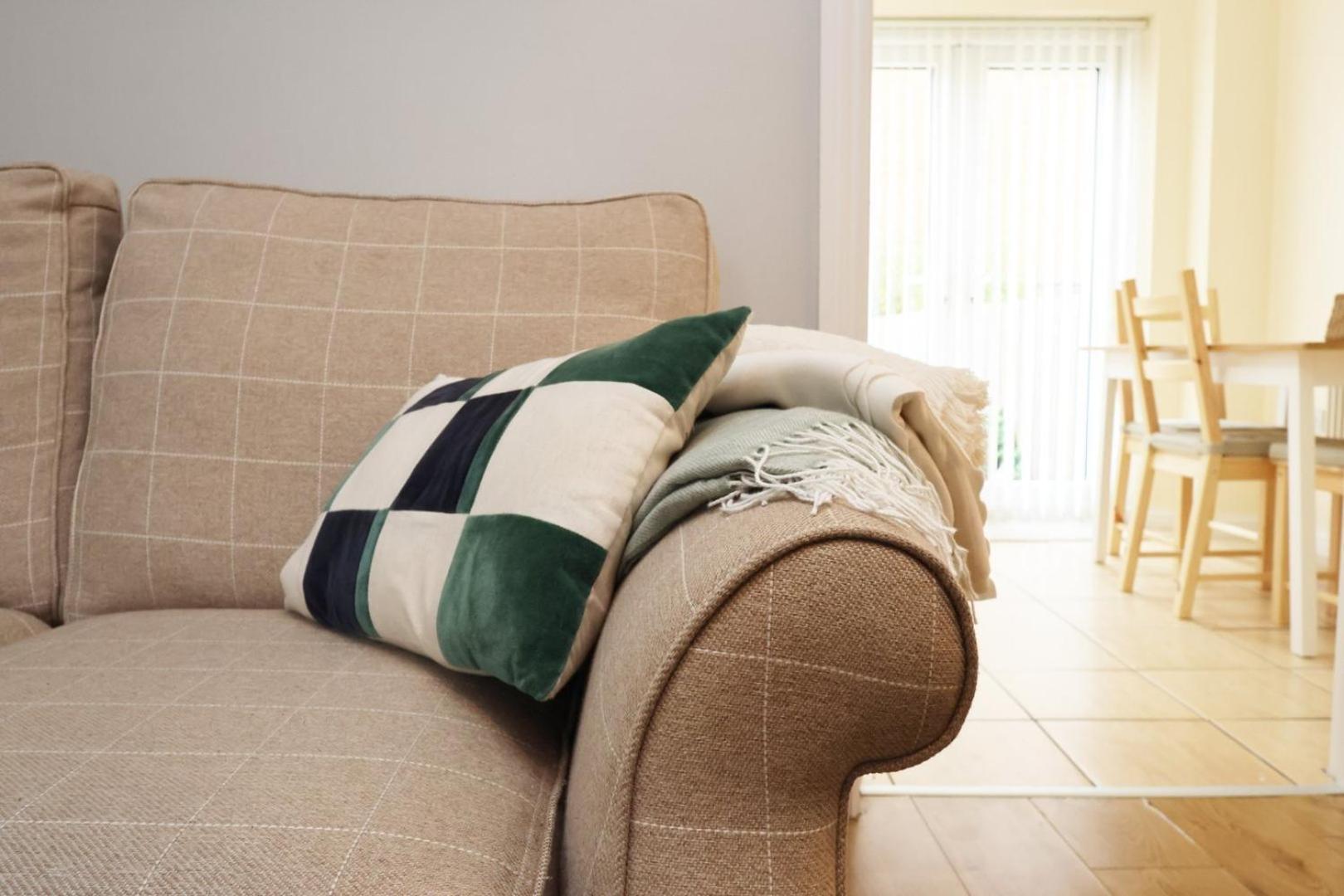 Relaxing 2-Bed Coastal Escape In Port Talbot 아파트 외부 사진